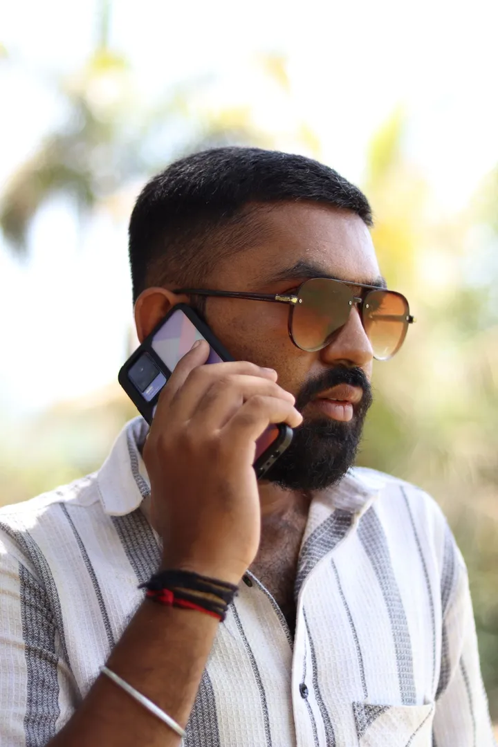 Candidate in Karnataka taking an interview reminder call in Kannada